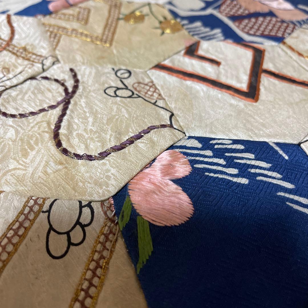 古布　江戸期　刺繍綸子布　敷物　掛け物　11