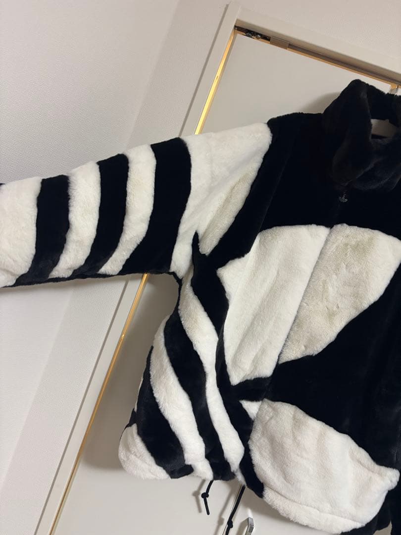 adidas ファートラックジャケット