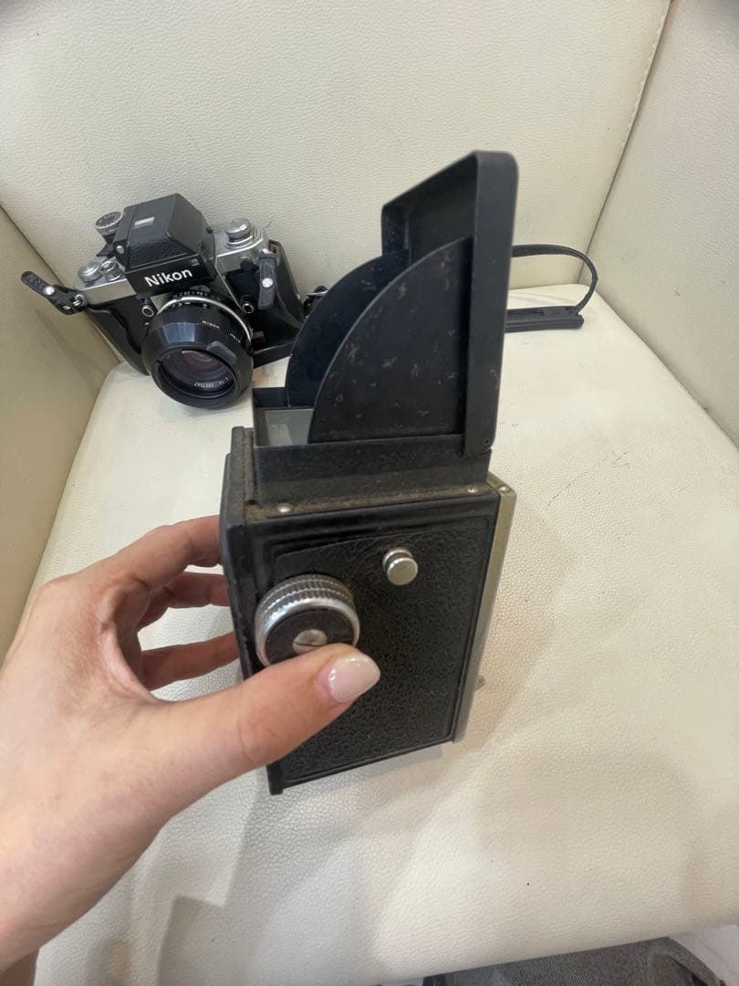 Nikon フィルム一眼レフカメラ 50mmレンズ付き&ビンテージカメラ