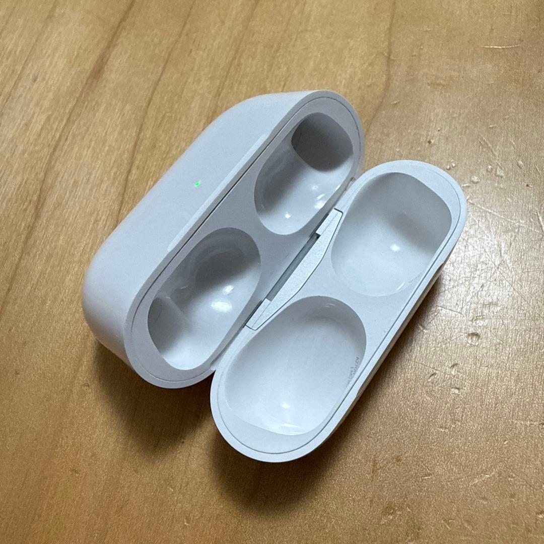 Apple AirPods Pro2（Lightning端子）
