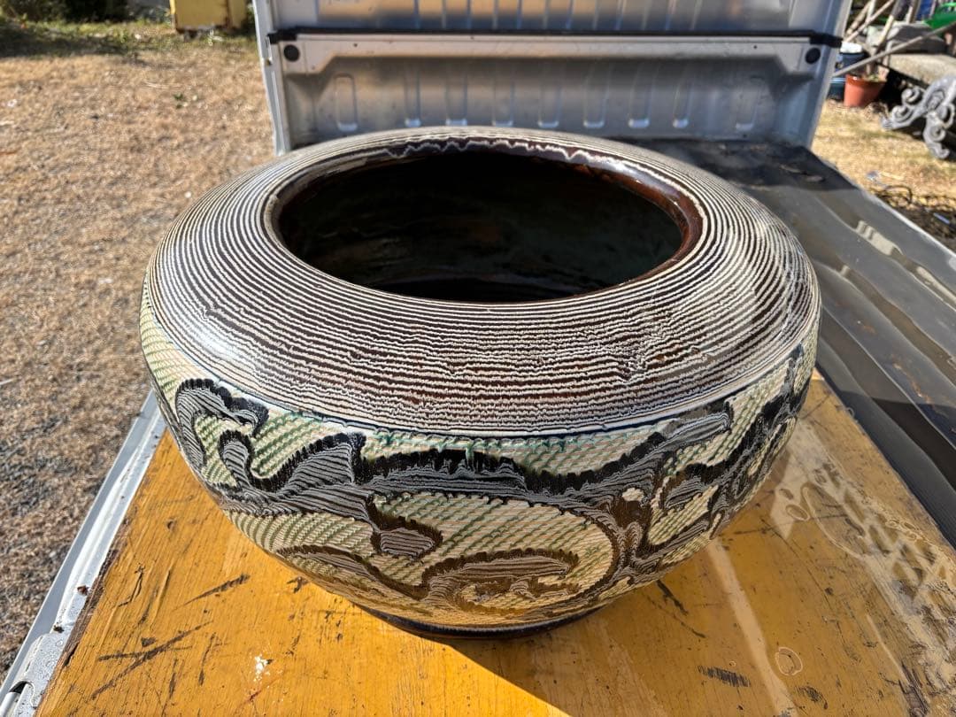 大型火鉢　装飾的な模様の 陶器　昭和初期　昭和レトロ