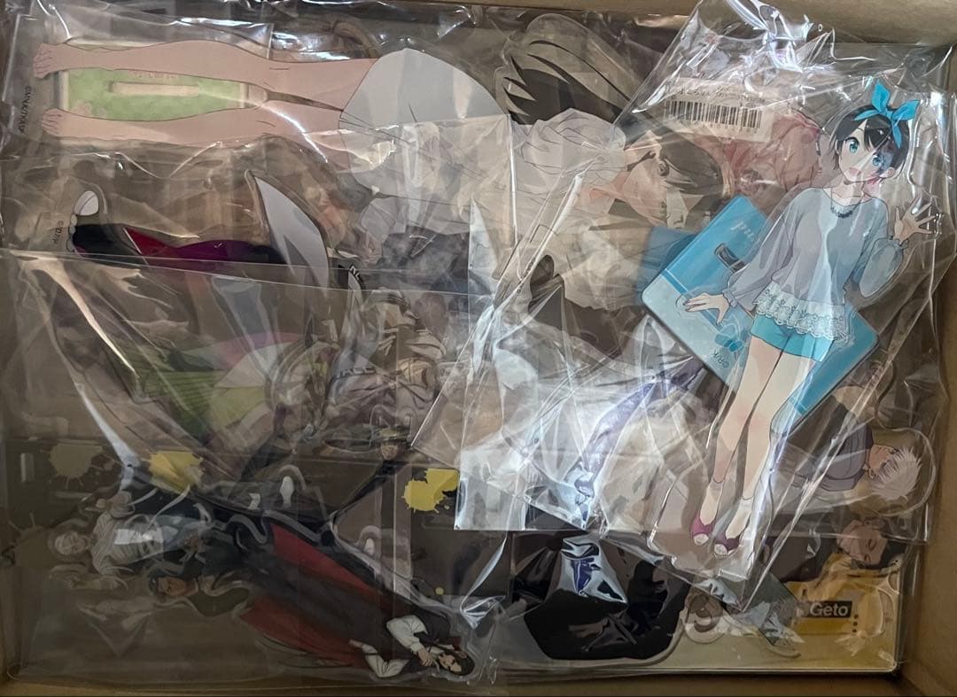 アニメグッズ　アクリルスタンドのみ　まとめ売り　80個以上　一箱限定