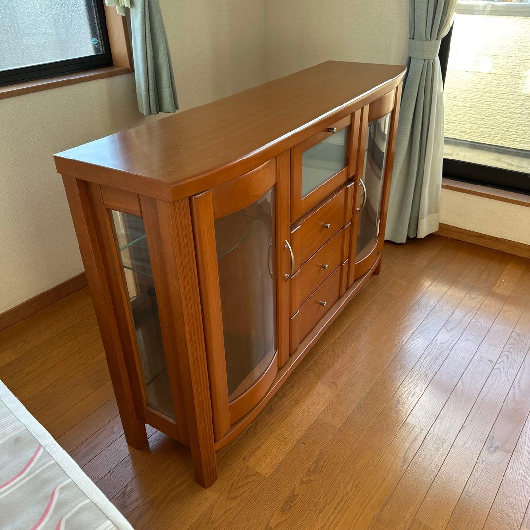 【おすぎです】高級ブラウン木製キャビネット ガラス扉付き（美品）