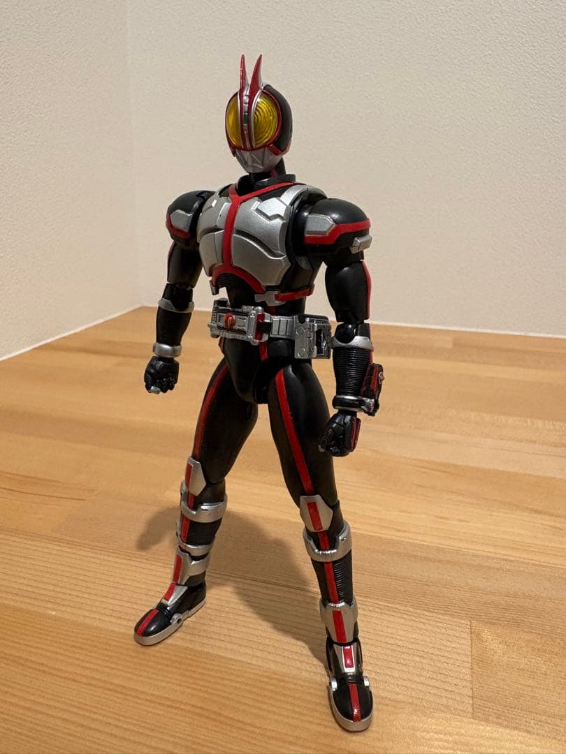 SHFiguarts オートバジン&仮面ライダーファイズセット