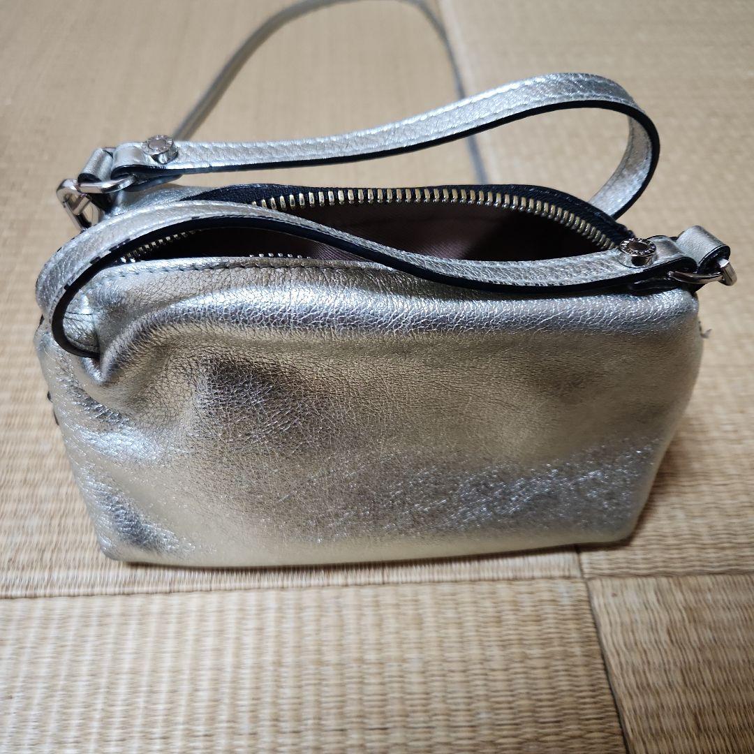 ジャンニキアリーニ　Sサイズ　斜めがけバッグ