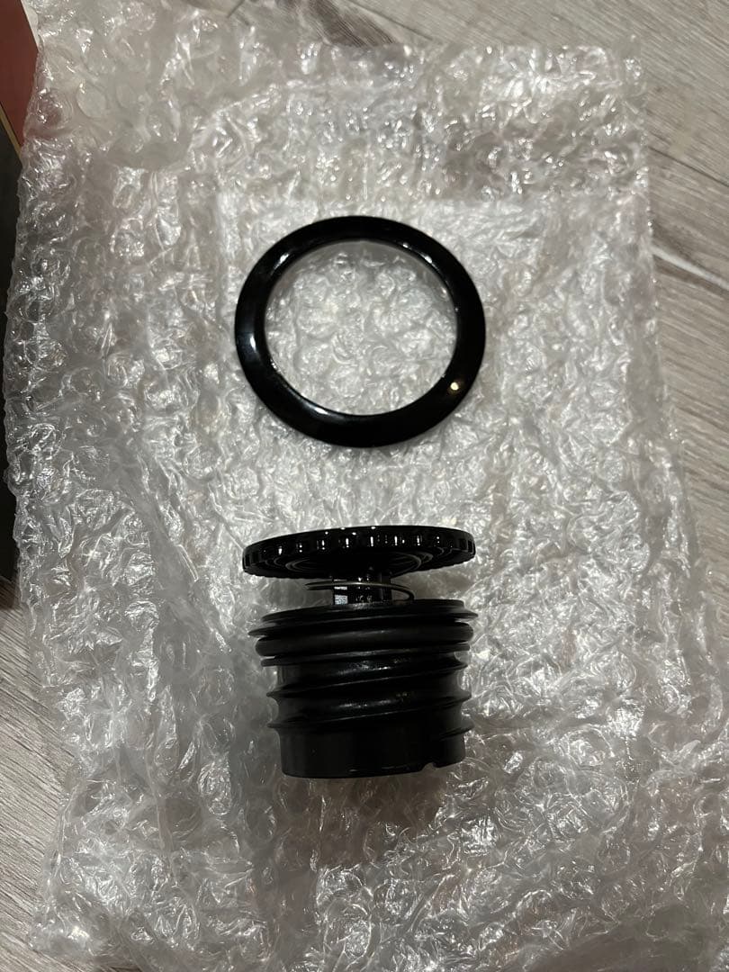 フラッシュマウント フューエルキャップ 7.9L17Lハーレー純正 ブラック