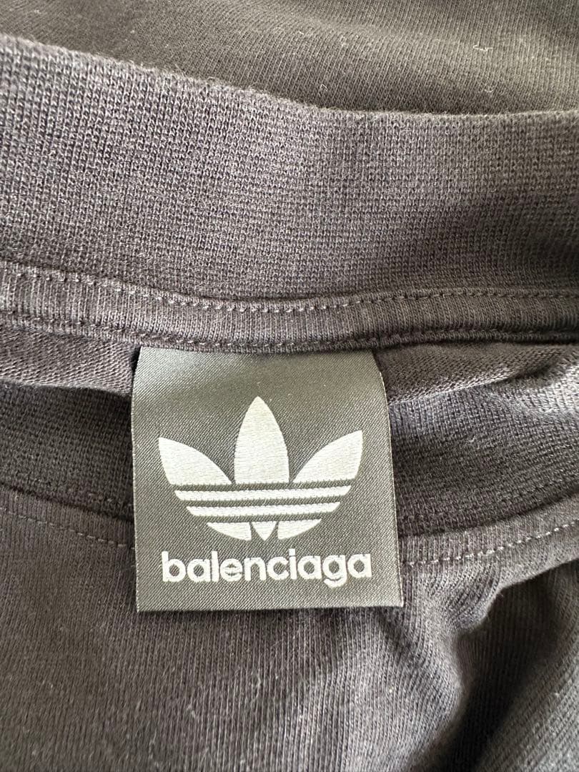 BALENCIAGA×adidas スリーストライプオーバーサイズTシャツ