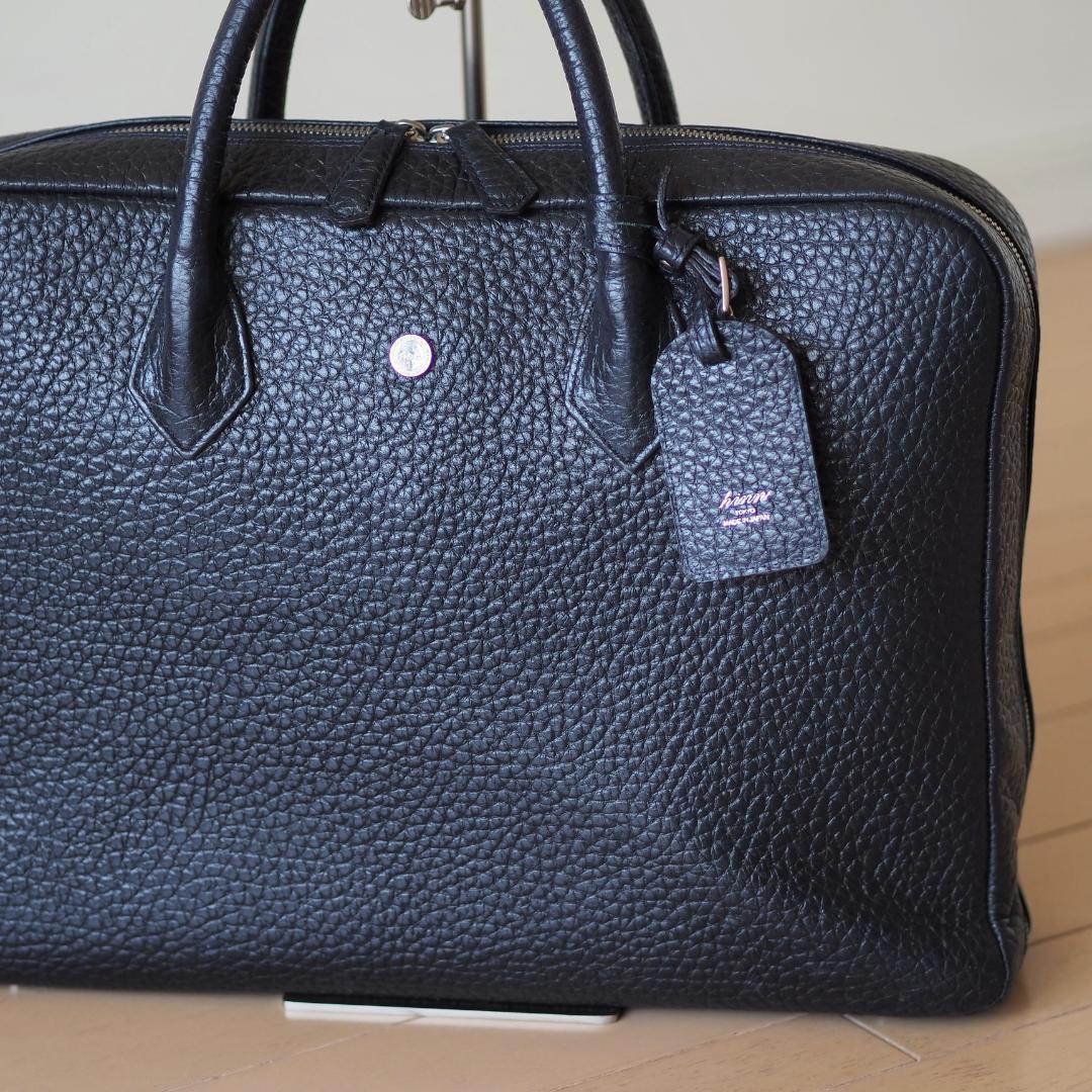 【極美品・定価85,800円】 hinn エンボスレザー ビジネスバッグ