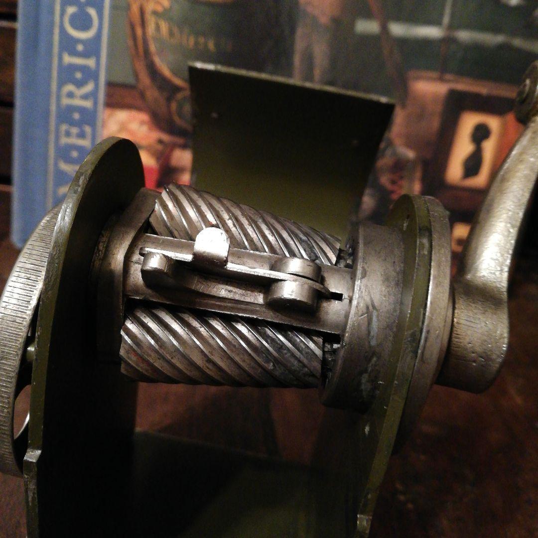 米国シカゴ アンティークWizerdウィザード鉛筆削り☆ステーショナリー文房具