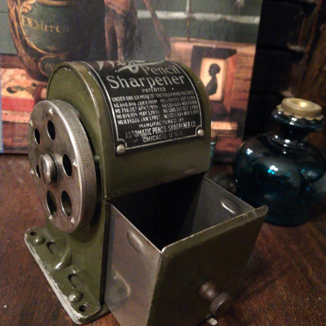 米国シカゴ アンティークWizerdウィザード鉛筆削り☆ステーショナリー文房具