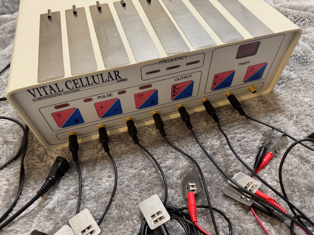 バイオニックセルサーと布マスク3枚　業務用美容機器　シェレーヌ社