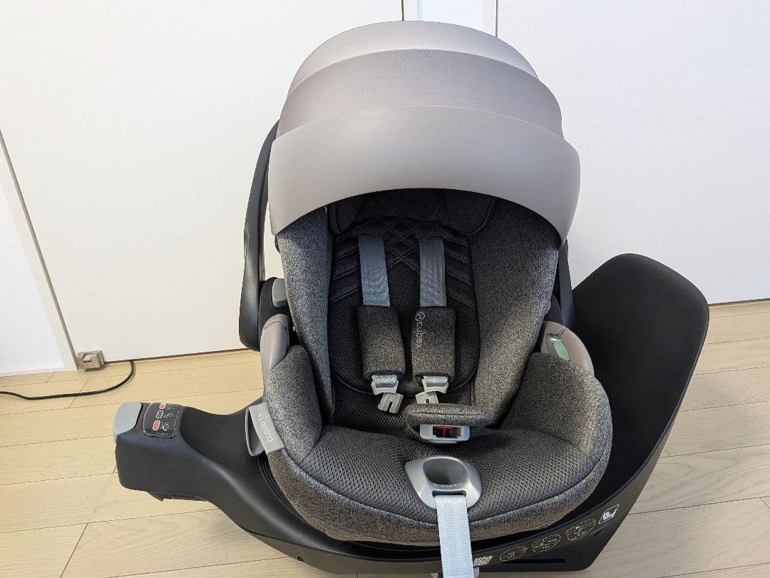 【美品】サイベックス Cloud Ti-Size + Base Tセット新生児〜