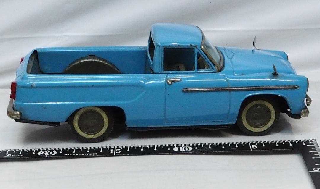 萬代屋【トヨペット マスターライン ピックアップ水色】ブリキtin car箱無