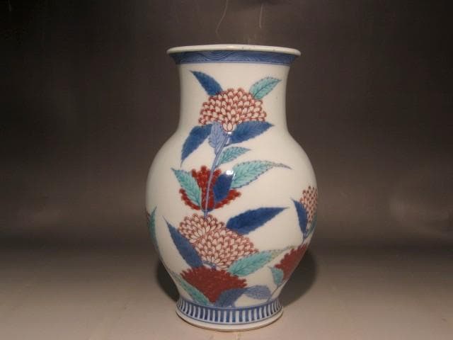 １３代今泉右衛門　色鍋島藤袴花瓶　美しい景色　r328