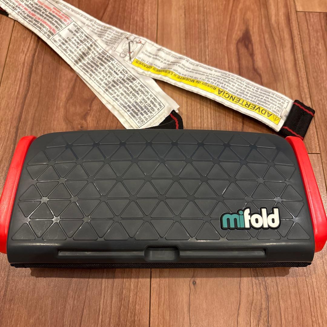 mifold ブースターシート　FMVSS213 アメリカ規格