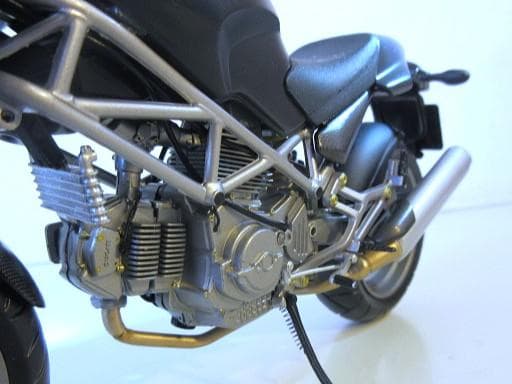 特価 MINICHAMPS (1/12) ドゥカティ MONSTER