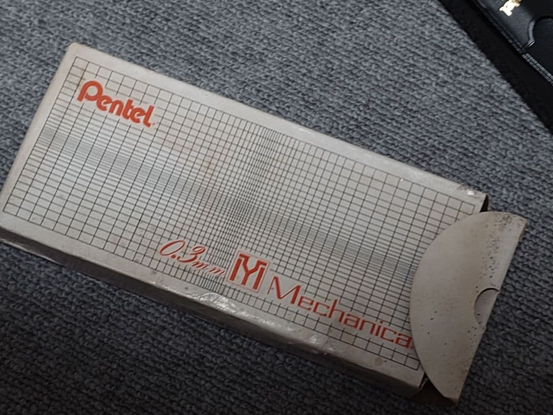 ペンテル　メカニカ