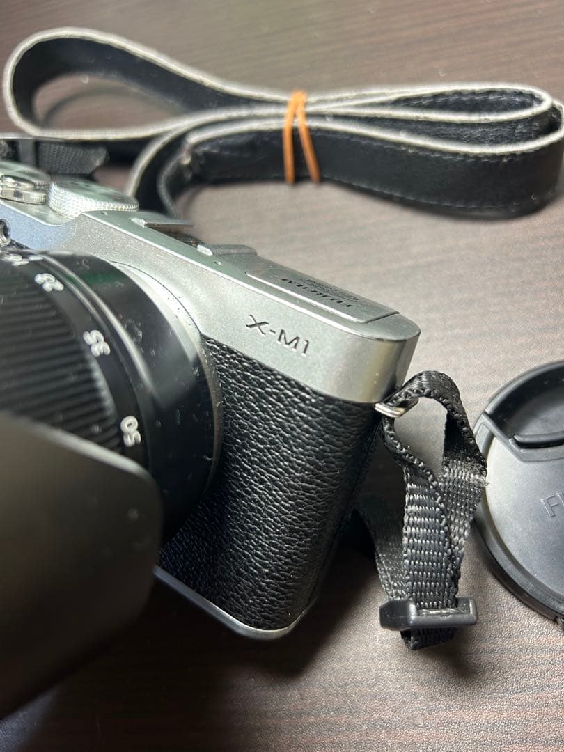 FUJIFILM ミラーレス一眼カメラ X-M1 16-50mm レンズキット