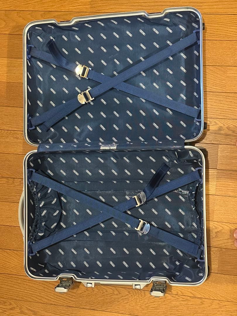 RIMOWA アルミ キャリーケース　機内持ち込みサイズ