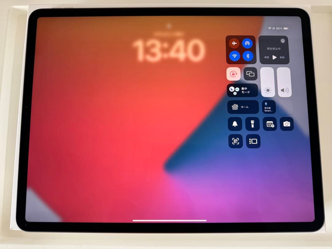 iPad Pro 12.9 インチ 第4世代 +Smart Keyboard