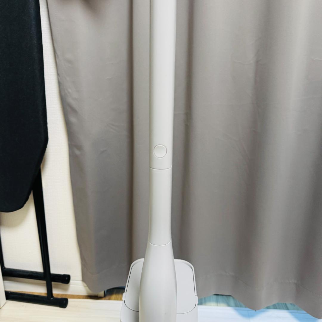 Panasonic パナソニック コードレス掃除機　MC-NS70F