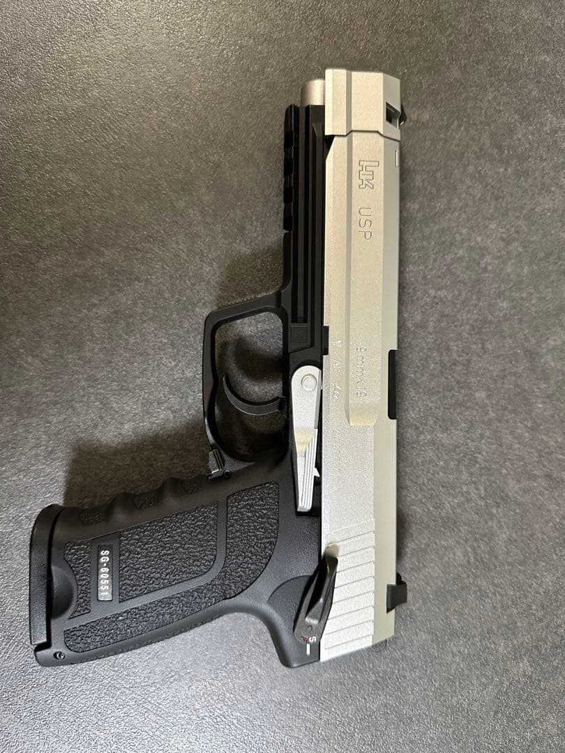 SG-09r バイオハザードRE4