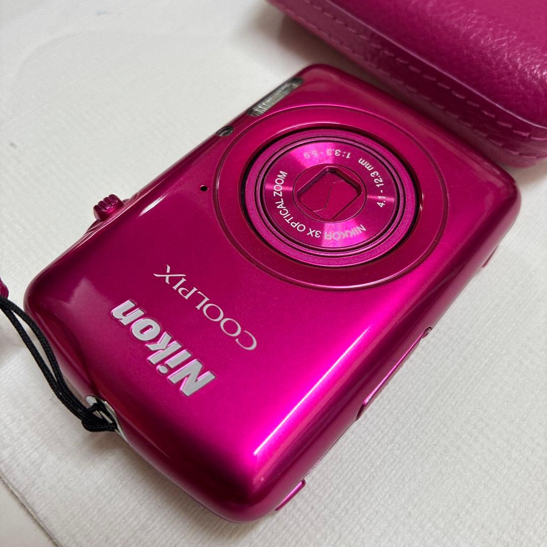 Nikon COOLPIX S01 美品　ジャンク