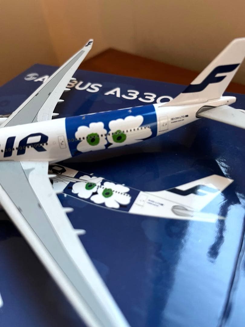 FINNAIR Airbus A330-300 1:400 マリメッコ