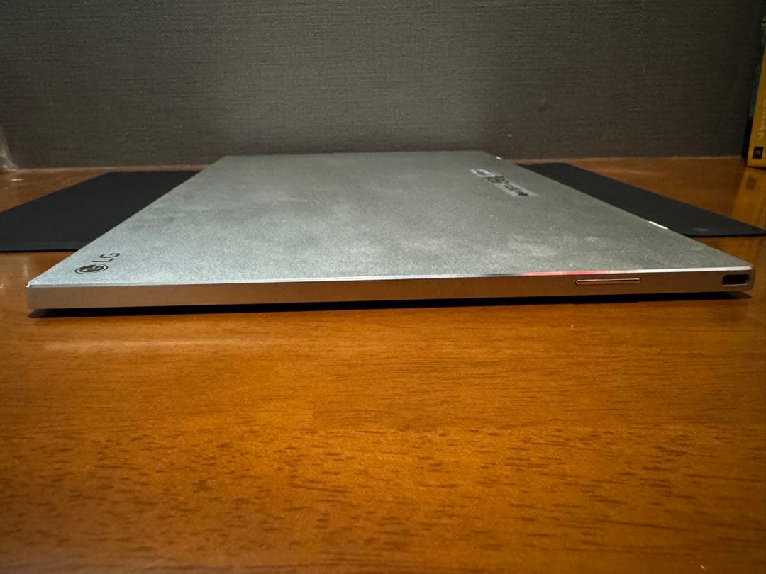 LG モバイルモニター gram +view 16MR70 16インチ