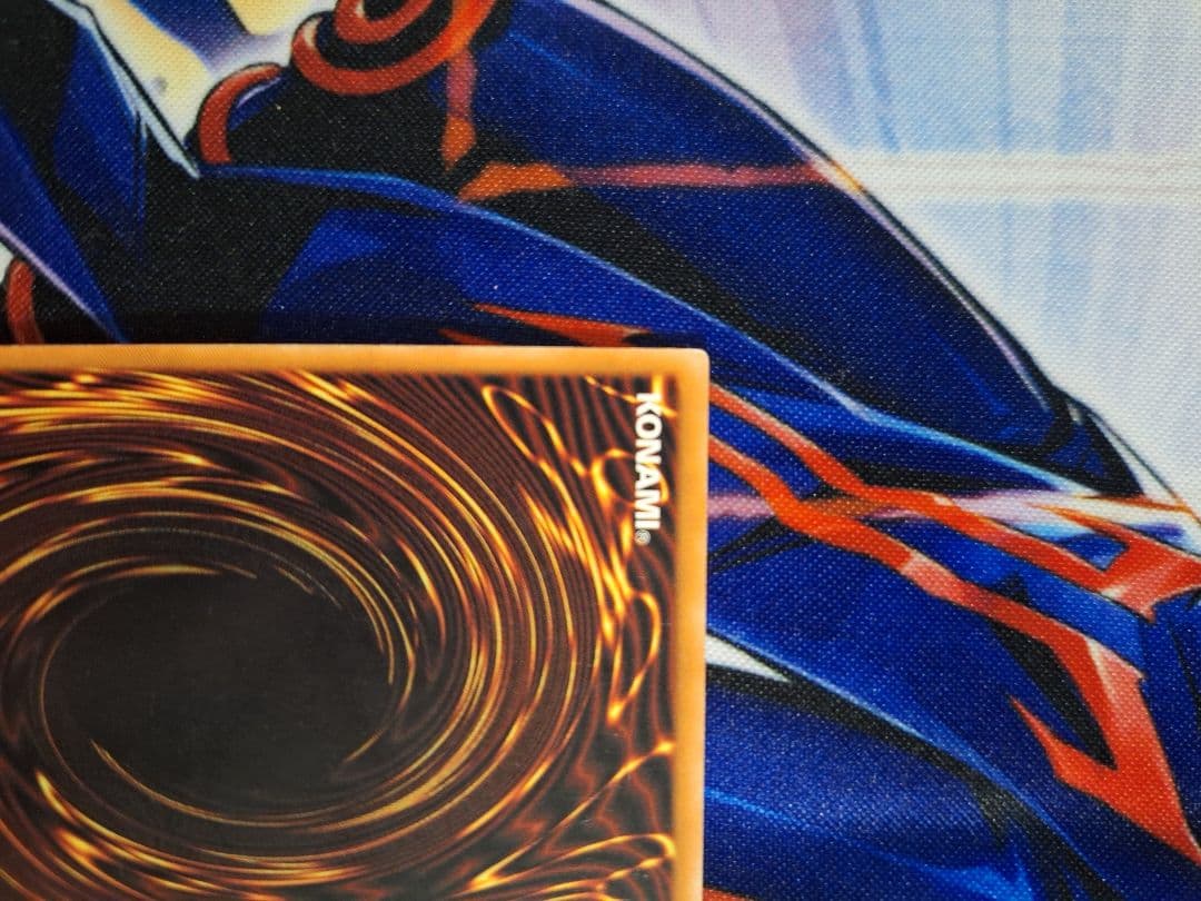 遊戯王　混沌帝龍カオスエンペラードラゴン