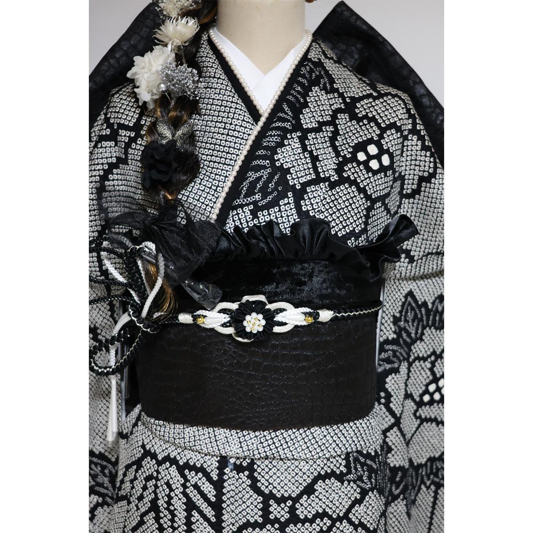 人気総絞り！◆振袖と帯の２点セット！ 小柄な方に・丈152cm ◆黒SD08