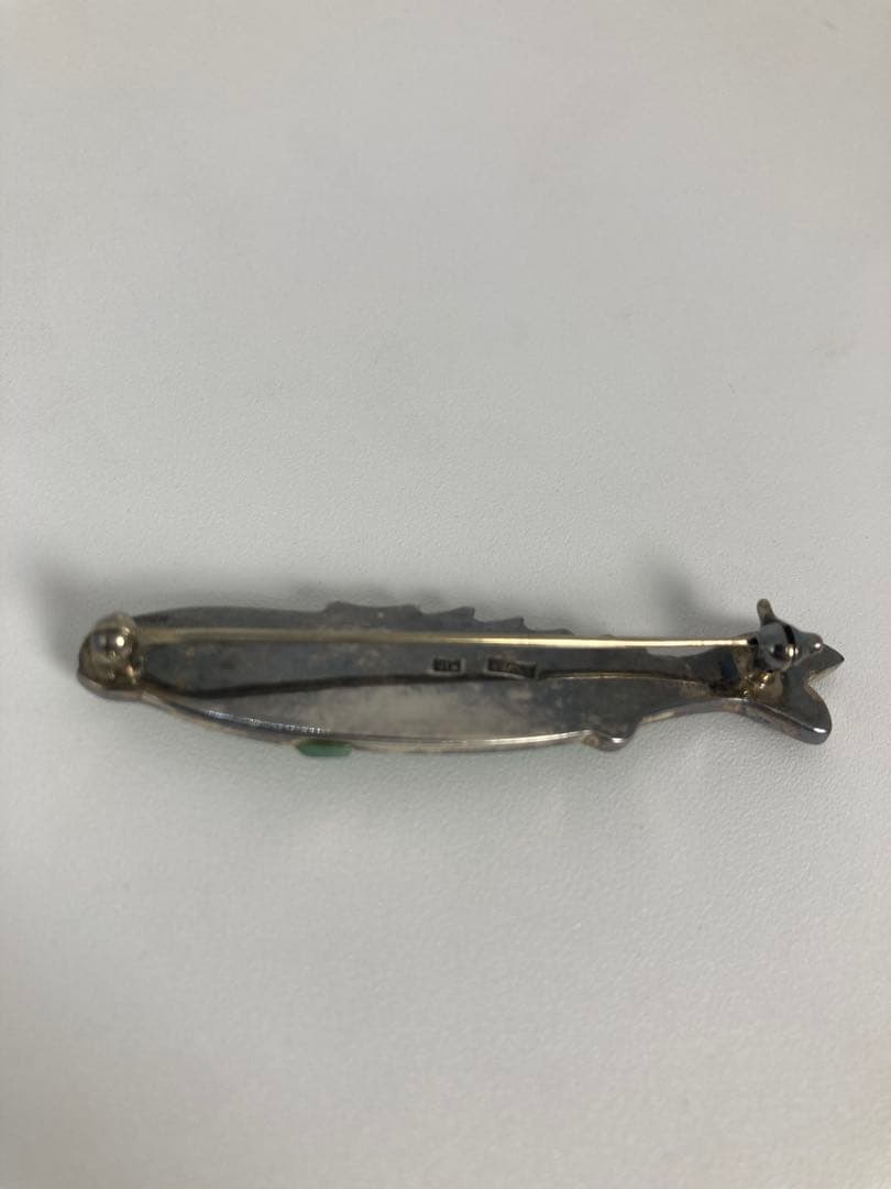翡翠 珍しい鯉型ブローチ K18 silver刻印 8.19g