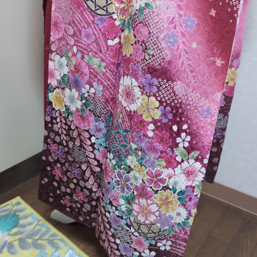 ★19日まで最終出品★美品成人式振り袖赤色 花柄 絹長襦袢付き