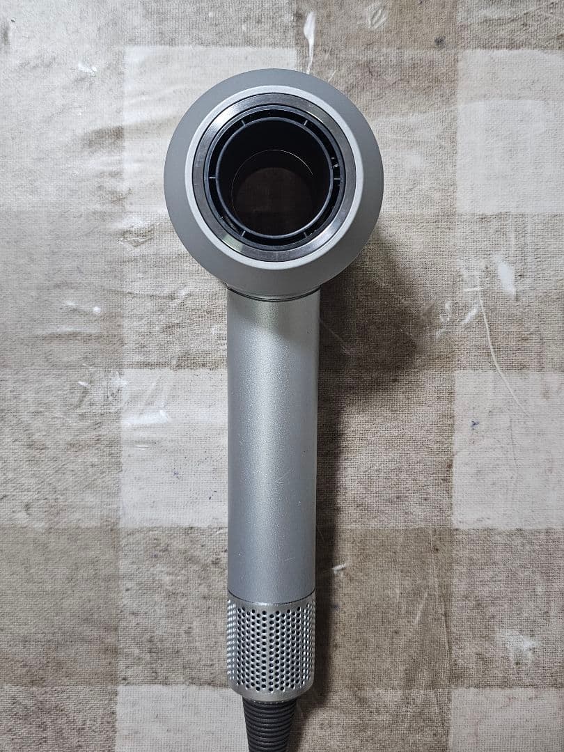 週末限定価格　保証付　ダイソン　メンテナンス済み　dyson hd08　ゴールド