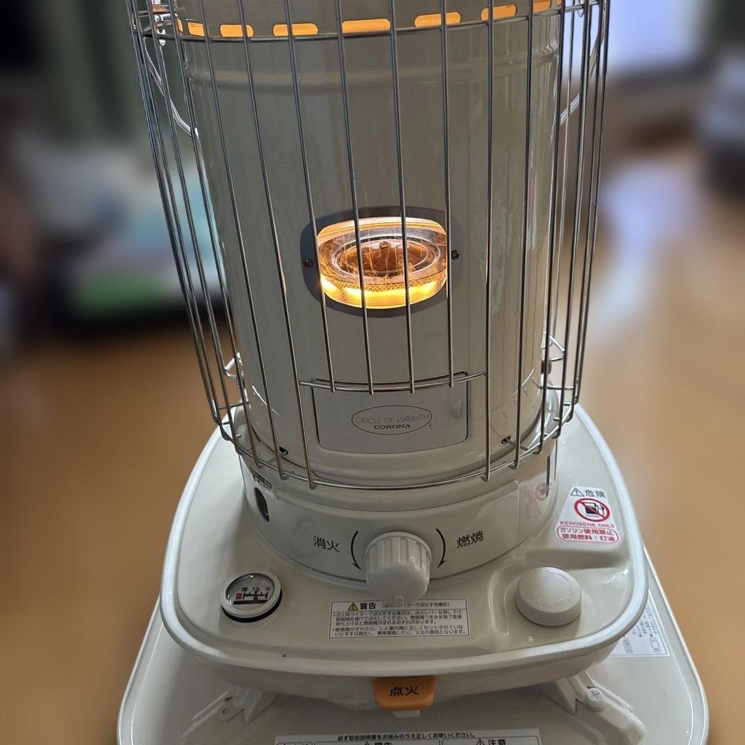 コロナ石油ストーブ 円筒形 ホワイト