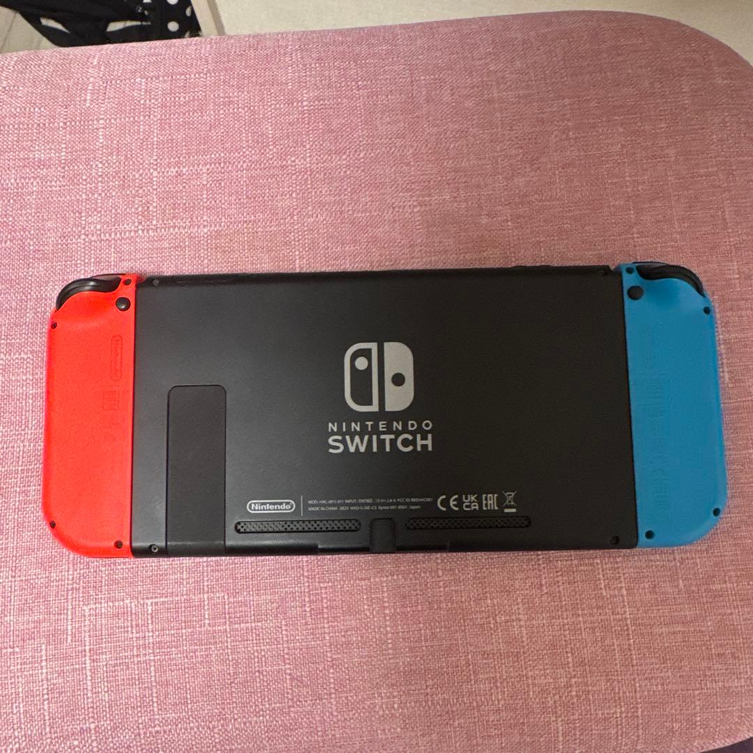 Nintendo Switch 本体 オレンジと青のJoy-Con