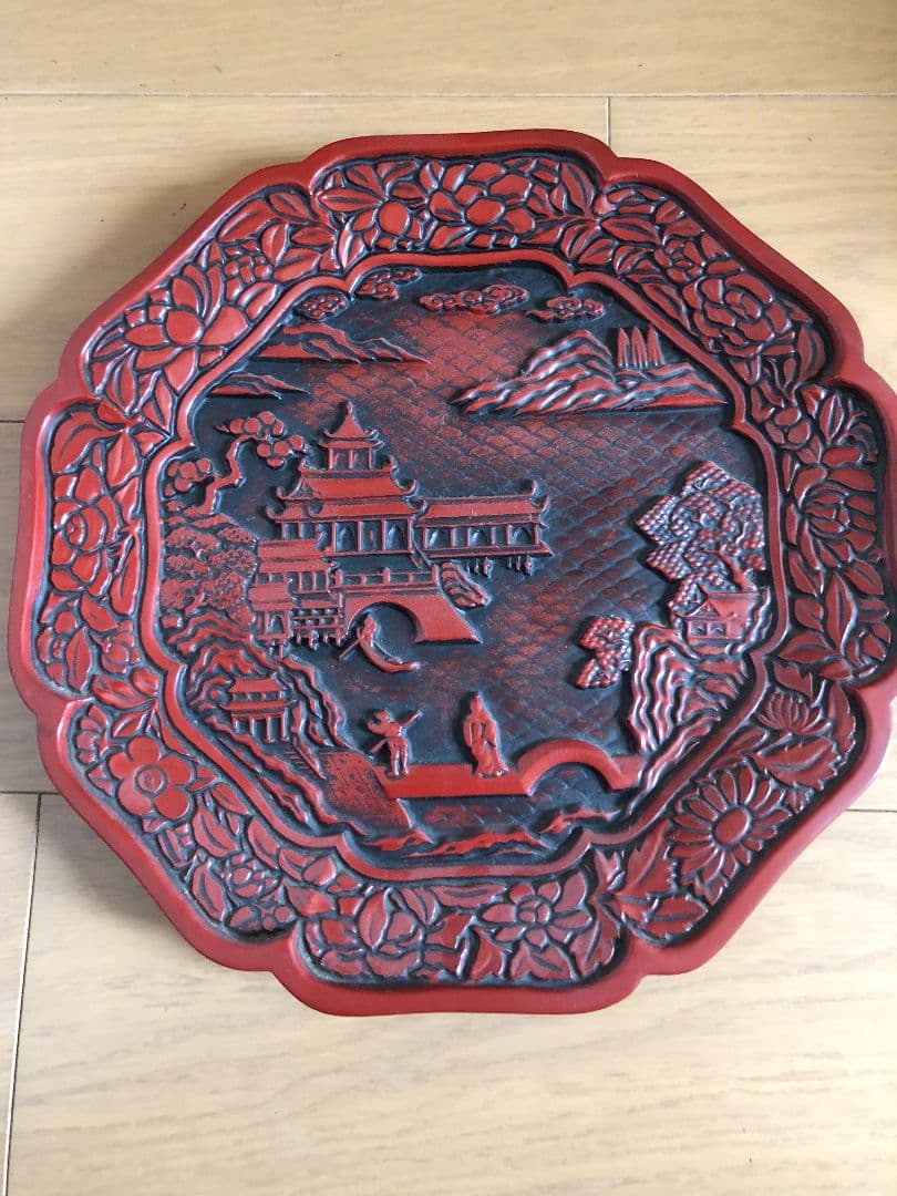 鎌倉彫　中国堆朱　お盆　木彫　工芸品　骨董品　美術品