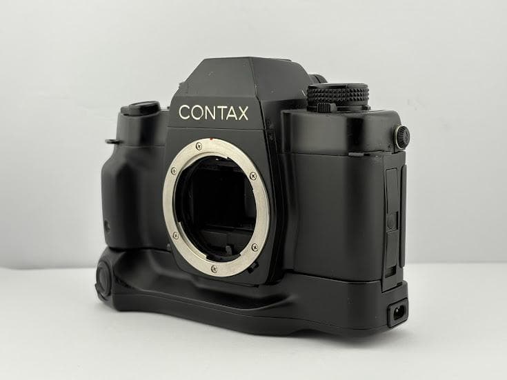 ★美品 訳アリ★コンタックス ST ボディ / バッテリーホルダー p-7