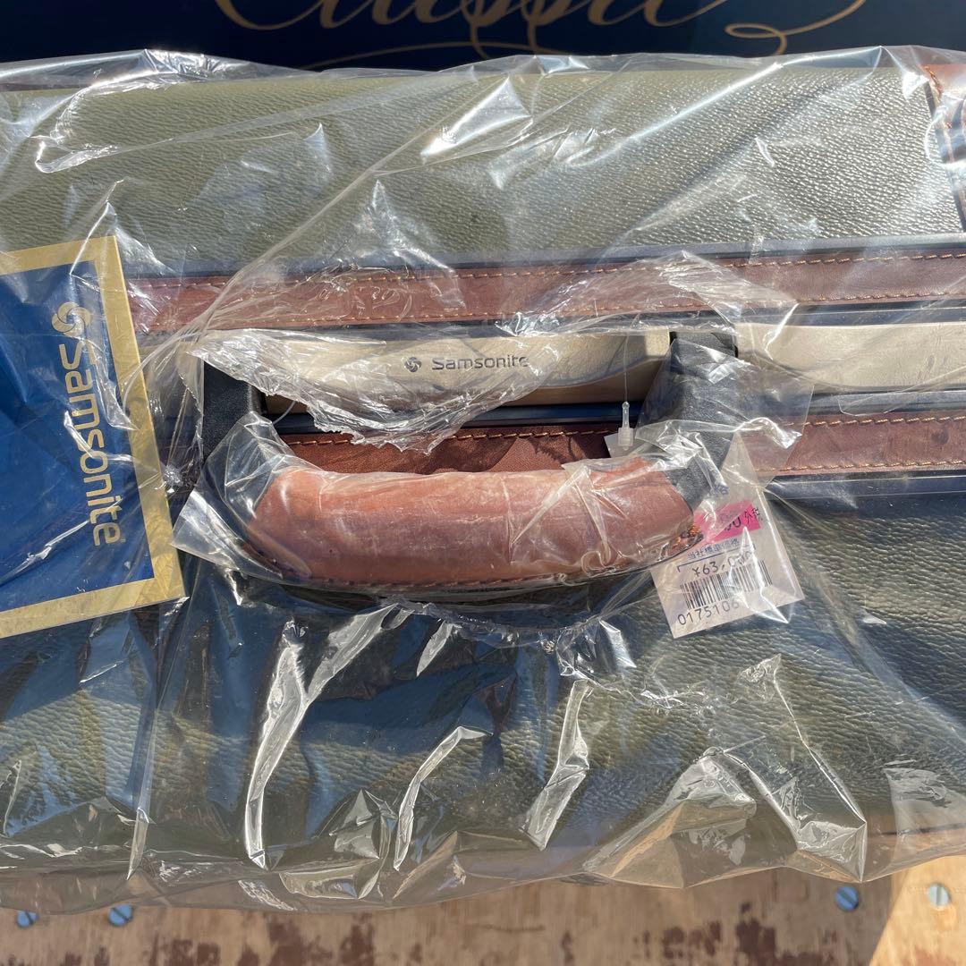 新品 Samsnite キャリーケース 80L ロック付き