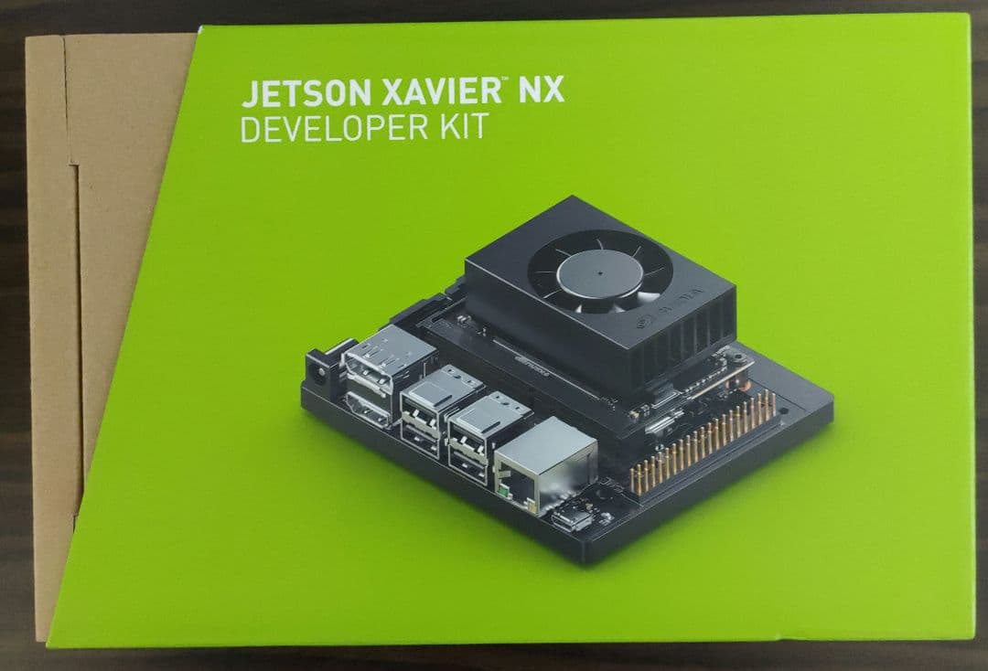 NVIDIA Jetson Xavier NX 開発者キット