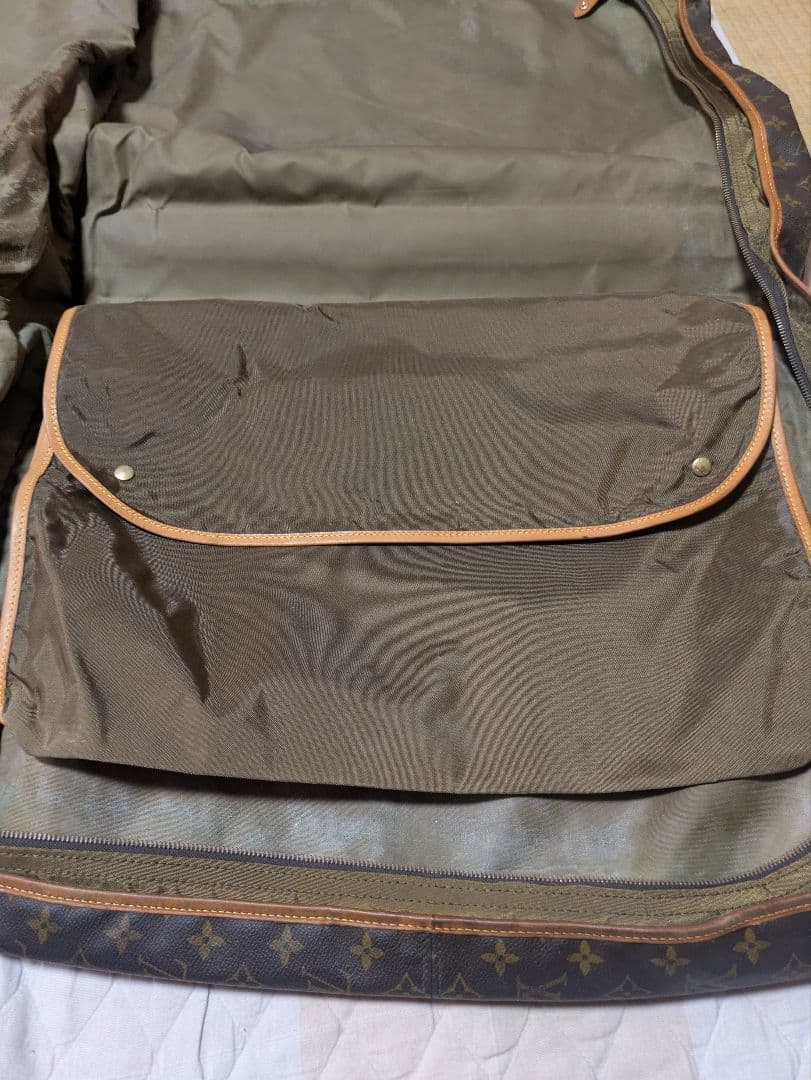 ルイヴィトン、ガーメント　レトロ、インテリアに。