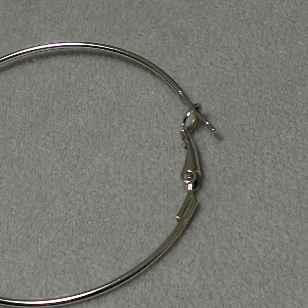 フープピアス　Dior シルバー