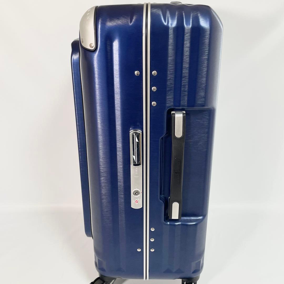 レジェンドウォーカー　BLADE ブレイド Mサイズ ハードキャリーバッグ