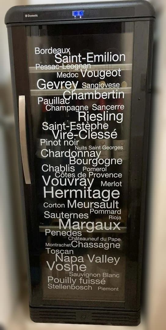 サ*コ様 ドメッティックワインセラーMaCave D100BK (右開き 94本