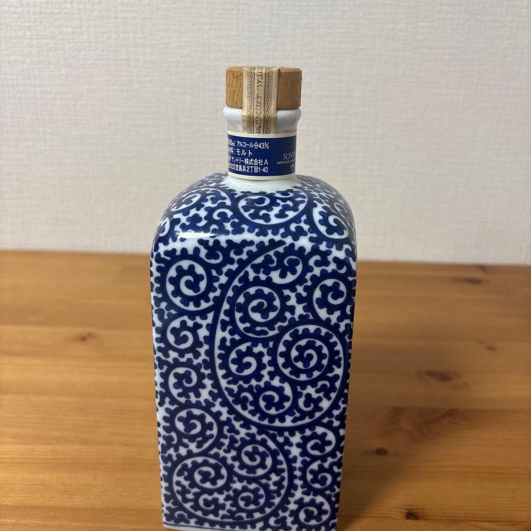 サントリー ウイスキー 山崎12年　染付蛸唐草「福」文角瓶 有田焼 陶器 古酒