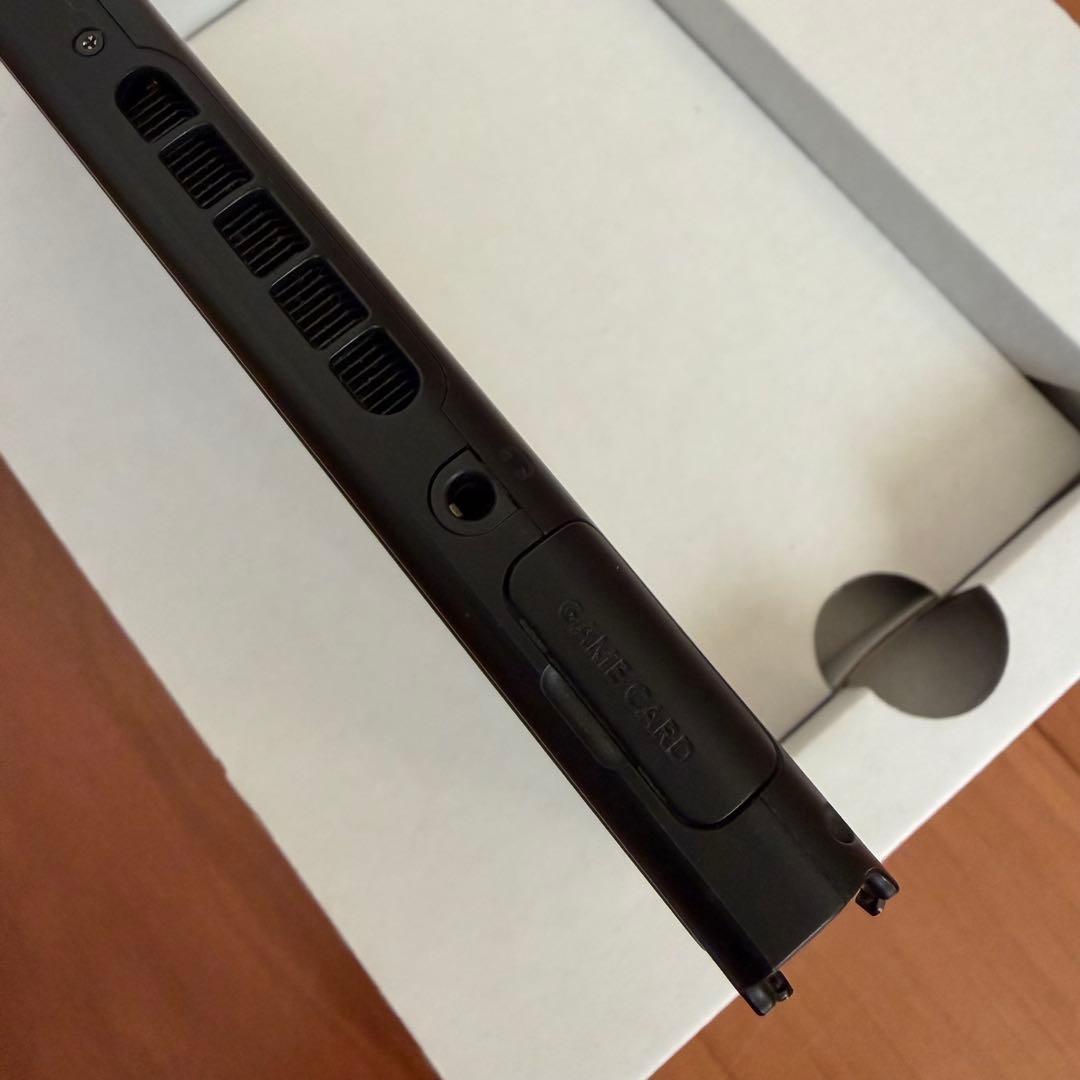 Nintendo Switch 初期型 赤箱