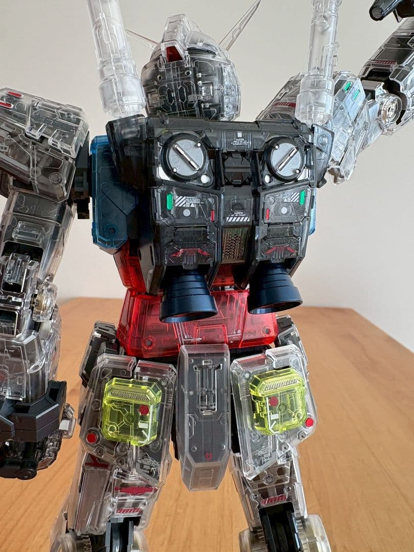 【完成品】PG UNLEASHED 1/60 RX-78-2 ガンダム　クリア