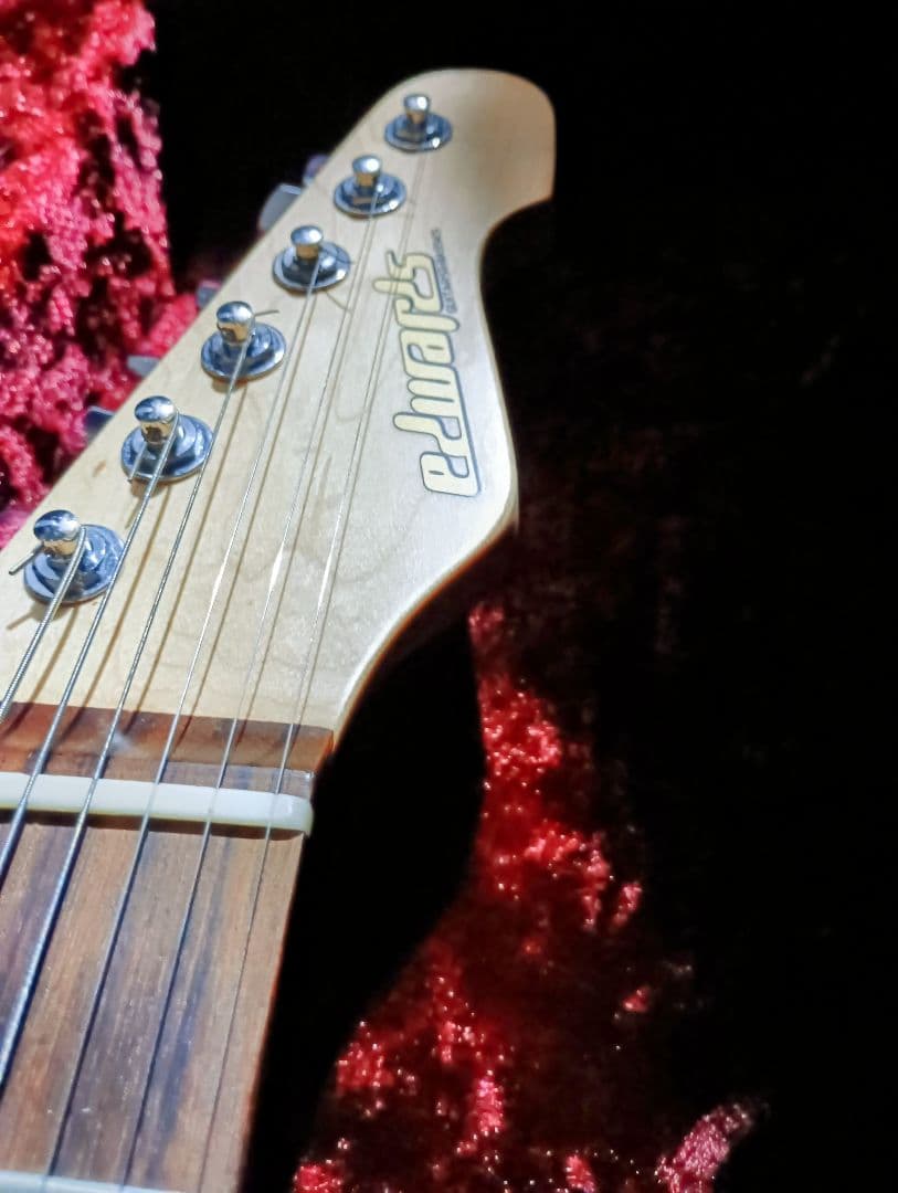 ギター EDWARDS E-SNAPPER-AL/R