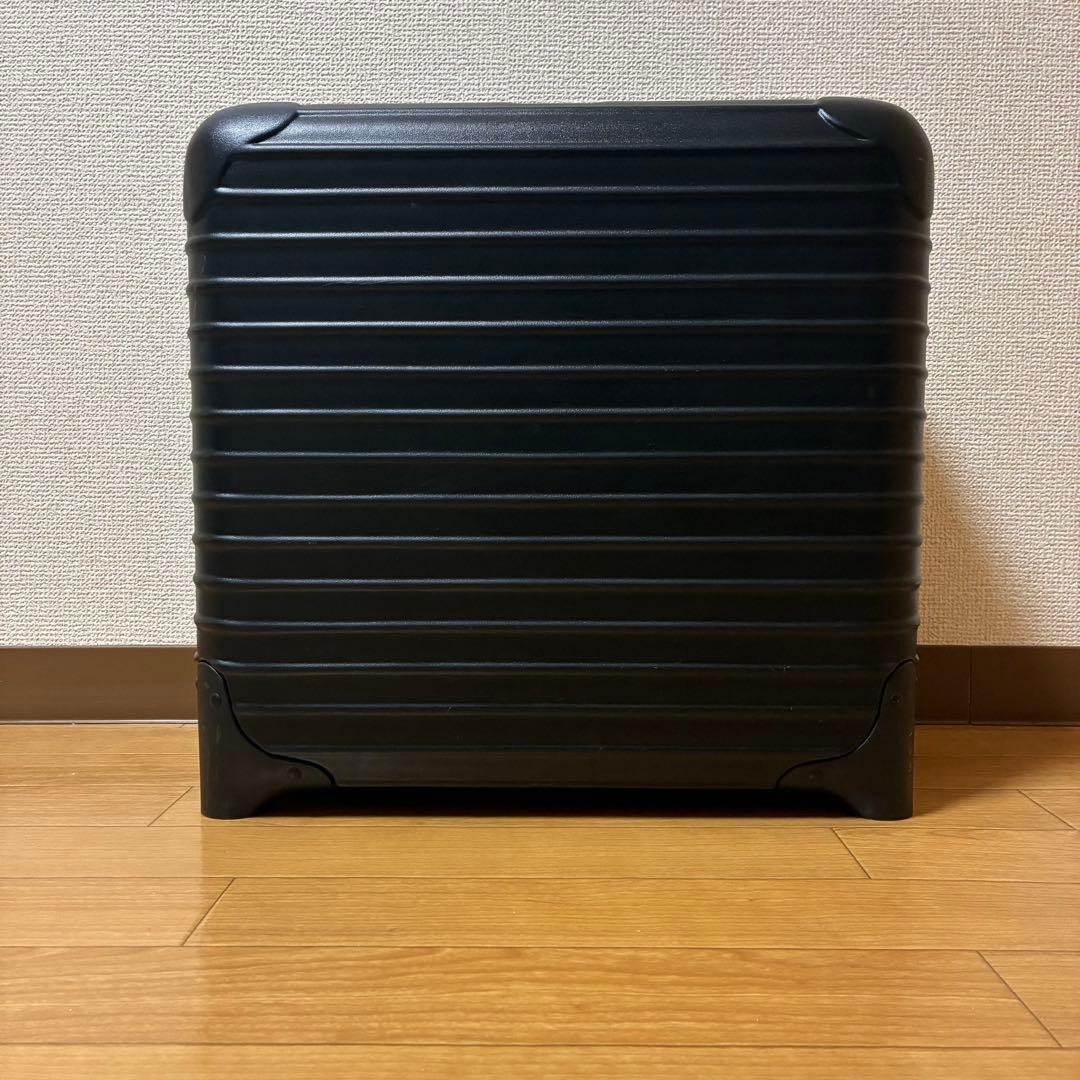 【美品】RIMOWAリモワ サルサ機内持込み23Lマットブラック2輪TSAロック