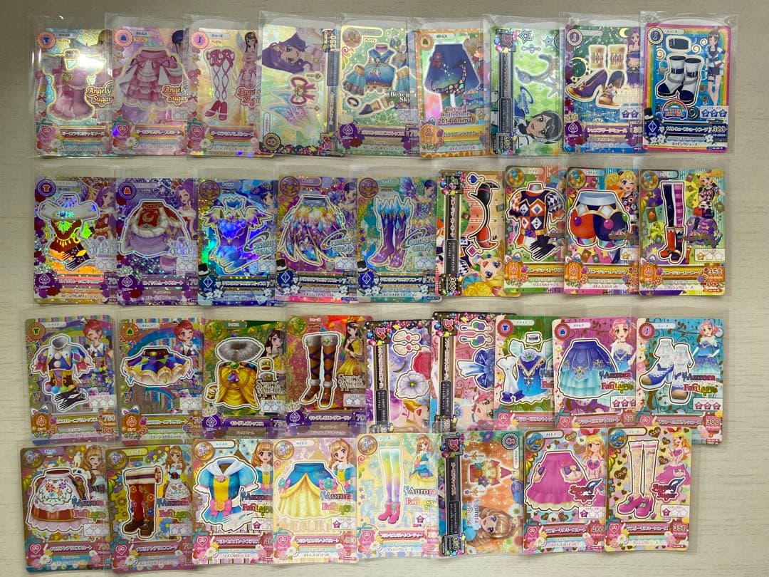 アイカツカード まとめ売り 72枚 の内プレミアムカード16枚